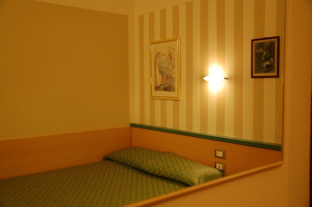 Hotel Belie San Martino di Lupari Cameră foto
